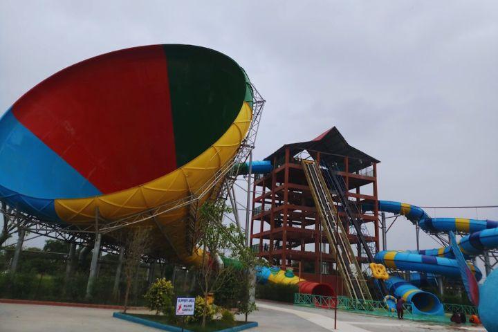 Bliss AquaWorld Resort